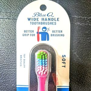 Blue-Q Wide Handle Toothbrush-For Bundles Only